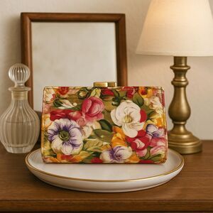 Vintage 1960s St. Thomas Women's Floral Wallet | Leather Interior | Kiss Lock